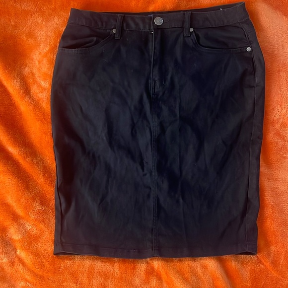 Lexi Womens Super Comfy Stretch Denim Skirt Size 12!! - Picture 1 of 8